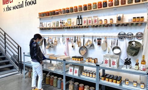 パリのセレクトショップMerci 催事